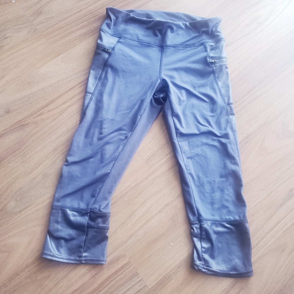 🔥3/$25🔥 Ardene | Silver metallic Tights - size small